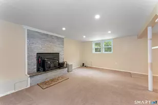 85 Oakcliff Rd, Middletown, CT 06457 - Photo 33