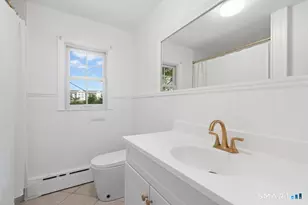34 Davenport Dr, Stamford, CT 06902 - Photo 13