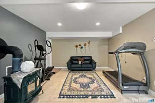 71 Blackberry Dr, Stamford, CT 06903 - Photo 27