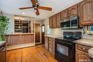 52 Greenhouse Blvd, West Hartford, CT 06110 - Photo 15