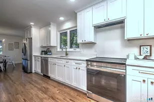 50 Oak Ridge Rd, Stratford, CT 06614 - Photo 11
