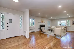 50 Oak Ridge Rd, Stratford, CT 06614 - Photo 9