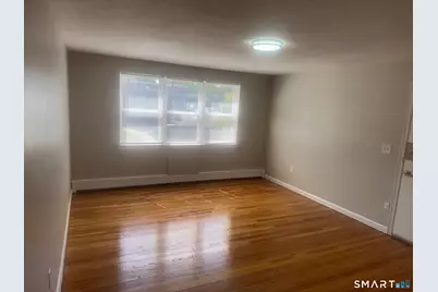 752 New Britain Avenue #Apt 4, Hartford, CT 06106 - Photo 7