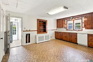 55 High Park Ave, Stratford, CT 06615 - Photo 9