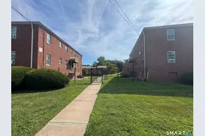 25 Natick Street #3, Hartford, CT 06106 - Photo 3