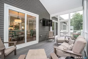 9 Griswold Pl, Simsbury, CT 06070 - Photo 23