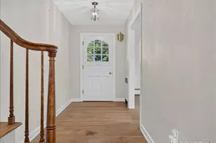 41 Island View Ave, Groton, CT 06355 - Photo 5