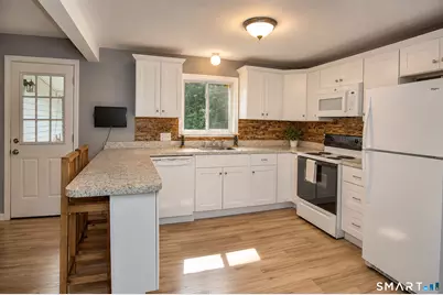 52 Cottage Road, Enfield, CT 06082 - Photo 9