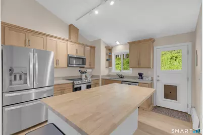41 Elbow Hill Road, Brookfield, CT 06804 - Photo 5