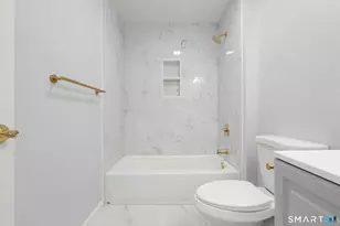 468 Main St, East Lyme, CT 06357 - Photo 17