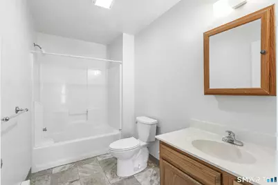 62 Chestnut St Extension #16, Danbury, CT 06810 - Photo 17