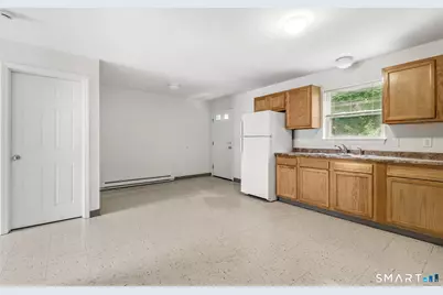 62 Chestnut St Extension #16, Danbury, CT 06810 - Photo 9