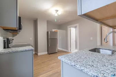 27-29 York Street #2, Hartford, CT 06106 - Photo 5