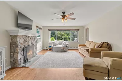 8 Bungay Terrace, Seymour, CT 06483 - Photo 5