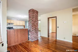 41-43 Dean St, Hartford, CT 06114 - Photo 9
