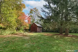 28 Brook Rd, Trumbull, CT 06611 - Photo 9