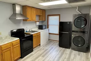 404 Thames St, Groton, CT 06340 - Photo 1