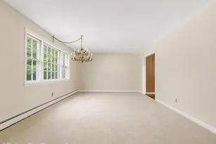 5228 Madison Ave, Trumbull, CT 06611 - Photo 7