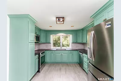 1690 Ridge Road, North Haven, CT 06473 - Photo 15