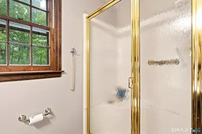 39 Berkshire Way, Simsbury, CT 06070 - Photo 23
