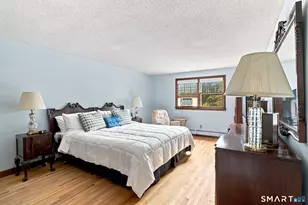 39 Berkshire Way, Simsbury, CT 06070 - Photo 19