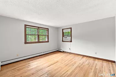39 Berkshire Way, Simsbury, CT 06070 - Photo 25