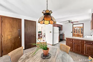 39 Berkshire Way, Simsbury, CT 06070 - Photo 15
