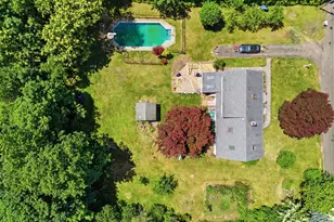 24 Amos St, Hamden, CT 06518 - Photo 7