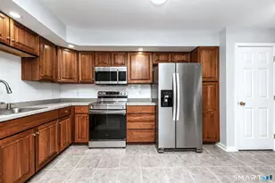 21227 Arganese Place, Trumbull, CT 06611 - Photo 15