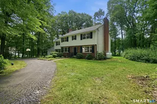 90 Stony Cors Cir, Avon, CT 06001 - Photo 3