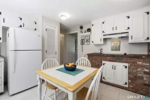 90 Stony Cors Cir, Avon, CT 06001 - Photo 13