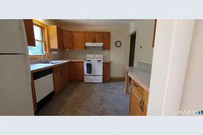 371 Fairwood Road, Bethany, CT 06524 - Photo 3