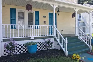 15 Simpson St, Hartford, CT 06112 - Photo 3