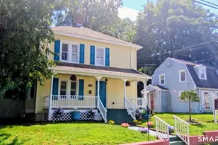 15 Simpson St, Hartford, CT 06112 - Photo 1