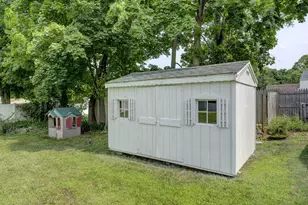 11 Wildwood Dr, East Haven, CT 06512 - Photo 33