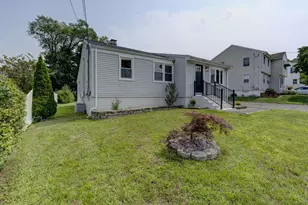 11 Wildwood Dr, East Haven, CT 06512 - Photo 35