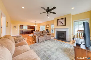 9 Chapman Chase, Windsor Locks, CT 06096 - Photo 17