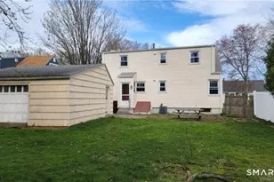 25 Madsen Rd, West Hartford, CT 06110 - Photo 15