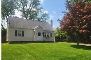 25 Madsen Rd, West Hartford, CT 06110 - Photo 1