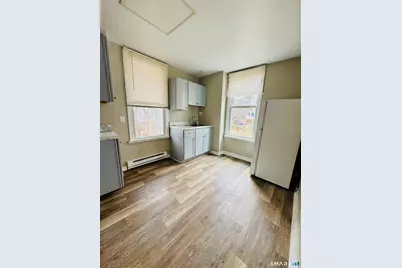 124 Meriden Road, Waterbury, CT 06705 - Photo 5