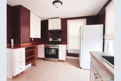 18 South 1st Street, Meriden, CT 06451 - Photo 9