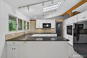 454 Old Cellar Rd, Orange, CT 06477 - Photo 7