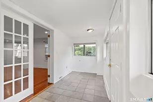 48 Bouton St E, Stamford, CT 06907 - Photo 3