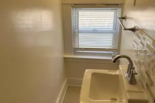 97 Thompson St, New Haven, CT 06511 - Photo 9