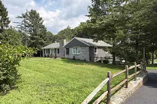 473 Summit Dr, Orange, CT 06477 - Photo 3