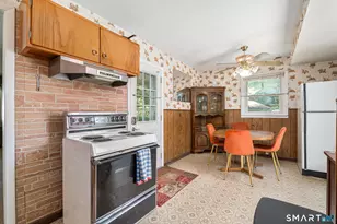 7 Weymouth Dr, Enfield, CT 06082 - Photo 19