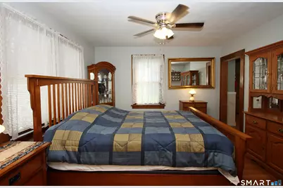 1125 Lindley Street, Bridgeport, CT 06606 - Photo 15