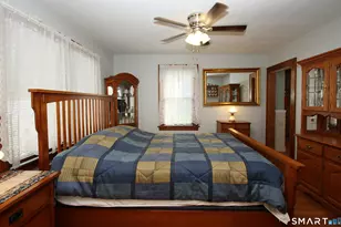 1125 Lindley St, Bridgeport, CT 06606 - Photo 15