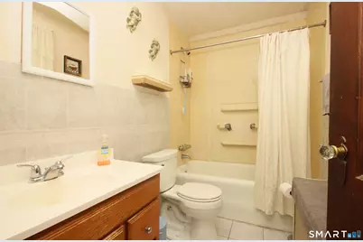 1125 Lindley Street, Bridgeport, CT 06606 - Photo 25
