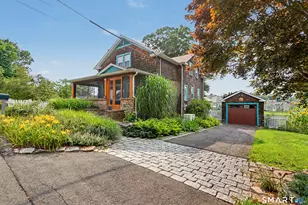 44 Taylor Pl, Branford, CT 06405 - Photo 1